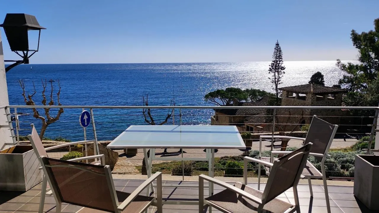 Apartamento frente al mar en la mejor ubicación de Calella Calella De Palafrugell
