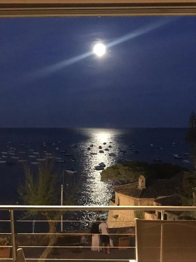 Apartamento frente al mar en la mejor ubicación de Calella Calella De Palafrugell